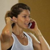 Grazi Massafera retoma rotina no RJ: 'Ela quer ficar separada de Cauã Reymond'