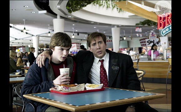 Ao lado de Nicolas Cage na comédia 'O Sol de Cada Manhã', de 2005