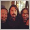 Banda Foo Fighters surpreende ao tocar em restaurante na Califórnia, Estados Unidos