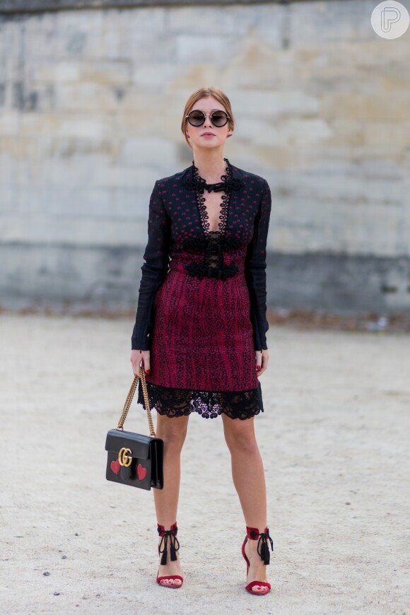 Marina Ruy Barbosa marcou presença no Paris Fashion Week e prestigiou desfiles usando looks Dior, Valentino e Dolce Gabbana