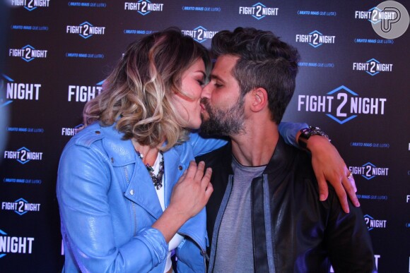Bruno Gagliasso e Giovanna Ewbank marcaram presença no lançamento do 'Fight 2 Night' nesta quarta-feira, 5 de outubro de 2016