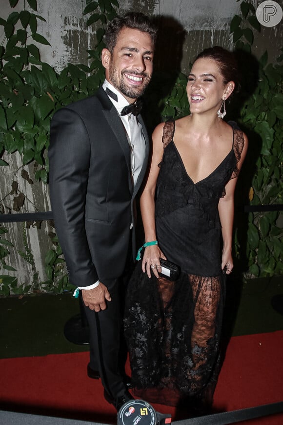 Cauã Reymond e Mariana Goldfarb se conheceram em uma festa da grife Empório Armani, em novembro de 2015, no shopping Village Mall