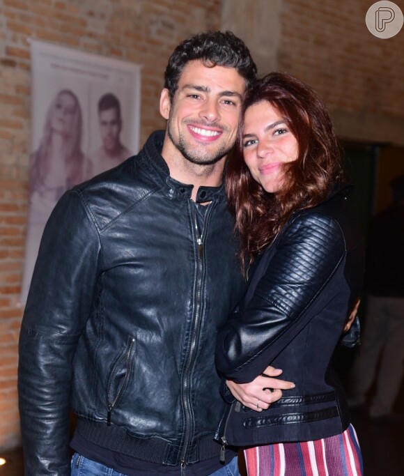 Cauã Reuymond e Mariana Goldfarb foram ao teatro, assistir ao espetáculo 'Um Bonde Chamado Desejo', em junho de 2016