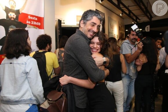 Bruna Linzmeyer reencontrou o ex-namorado Michel Melamed durante a sessão comemorativa dos 15 anos do filme 'Lavoura Arcaica'