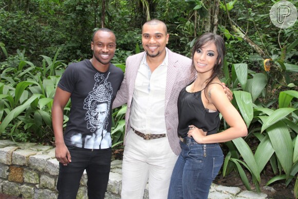 Thiaguinho, Naldo e Anitta participaram da entrevista sobre o novo programa da TV Globo, "Sai do Chão", nesta terça-feira, 17 de dezembro de 2013