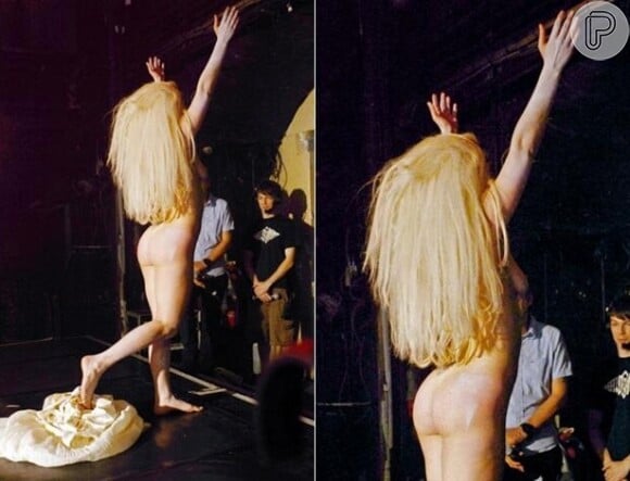 Lady Gaga tirou a roupa durante show em Londres em outubro deste ano. A cantora pop ainda virou de costas para mostrar o bumbum para os seus fãs
