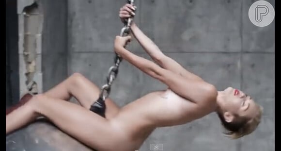 Miley Cyrus posa nua para clipe Wrecking Ball