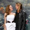 Angelina Jolie fez lista de atrizes com as quais o marido Brad Pitt não pode atuar. Entre elas, a ex-esposa do ator, Jennifer Aniston