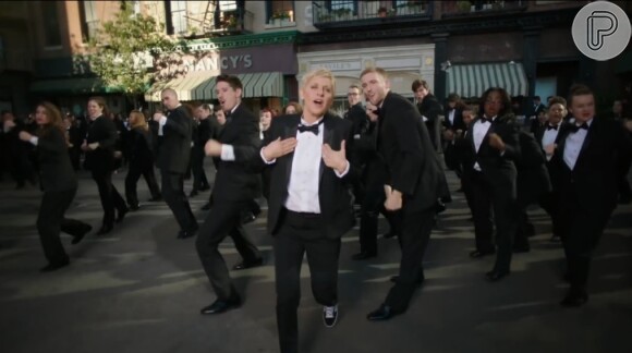 Ellen DeGeneres já havia surgido dançando no trailler oficial da premiação, que acontecerá no dia 2 de março