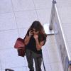 Thaila Ayala foi vista embarcando no aeroporto Santos Dumont na manhã desta terça-feira, 21 de janeiro de 2014