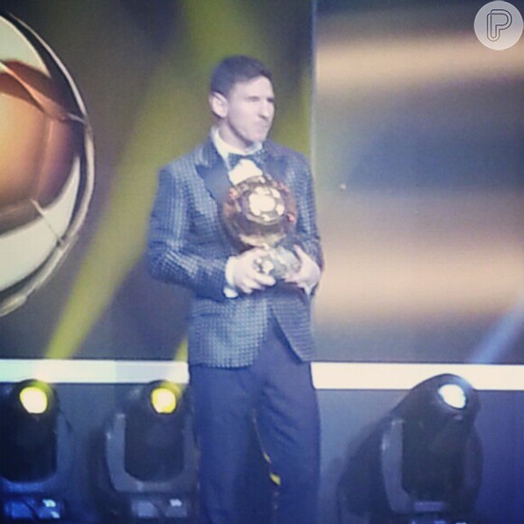 Ronaldo publica no Instagram a foto de Messi, melhor jogador do mundo de 2012