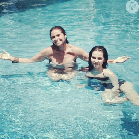Reynaldo Gianecchini fez um registro de Giovanna Antonelli e Tainá Müller e publicou a foto em seu Instagram nesta terça-feira, 28 de janeiro de 2014 e legendou: 'Exercitando meu lado voyeur'