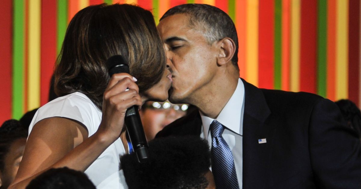 Obamas gay affair