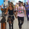 Bruno Gagliasso e Giovanna Ewbank apostam em calças rasgadas para viajar e são fotografados embarcando no aeroporto Santos Dumont, no Rio de Janeiro, na tarde desta quinta-feira, 26 de janeiro de 2017
