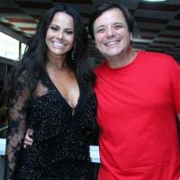 Carnaval: Viviane Araújo recebe ator da novela 'Rock Story' no Salgueiro. Fotos!