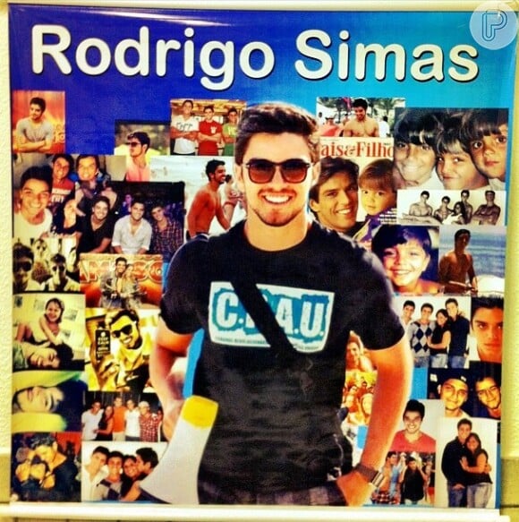 Rodrigo Simas publicou a foto da surpresa de aniversário que ganhou do seu fã clube