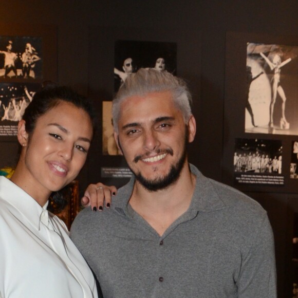 Yanna Lavigne reclamou do assédio da imprensa ao casal