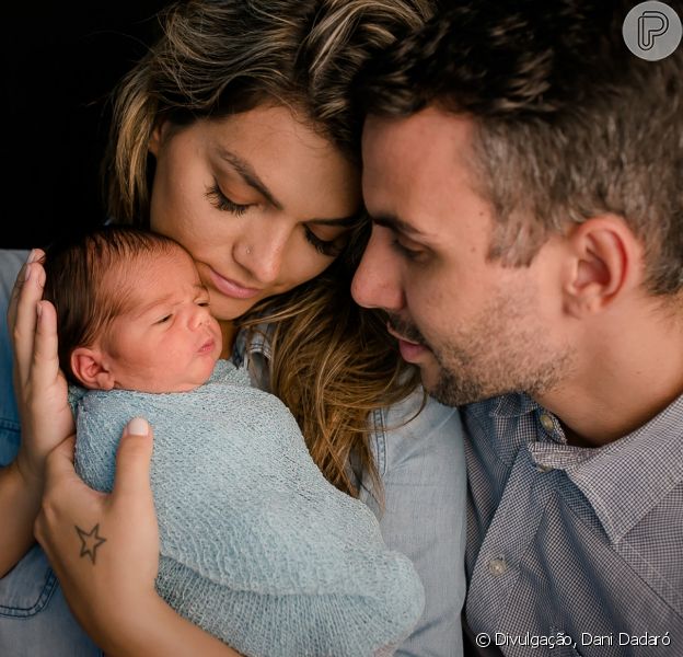 Kelly Key festeja aniversário amamentando o filho, Artur 'A vida como ela é' Purepeople Kelly Key festeja aniversário amamentando o filho, Artur 'A vida como ela é' Purepeople