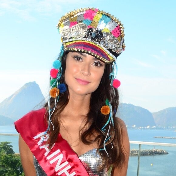 Thaila Ayala também se preparou para o Bloco das Poderosas de Anitta