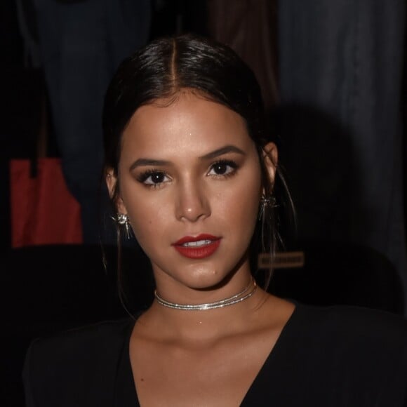 Bruna Marquezine aderiu aos treinos físicos com choques elétricos: 'Potencializa'