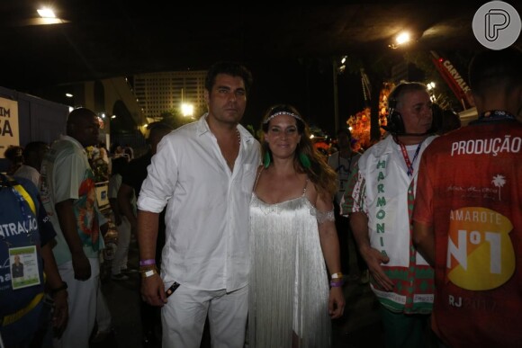 Thiago Lacerda e Vanessa Lóes no desfile das campeãs do Rio