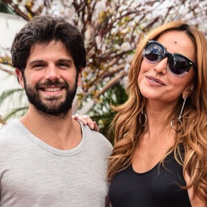 Sabrina Sato e Duda Nagle pretendem convidar aproximadamente 100 pessoas para o casamento