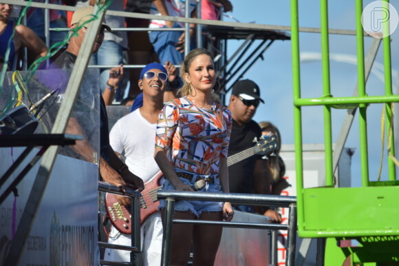 Claudia Leitte participa da abertura do Carnaval de Olinda, em Pernambuco