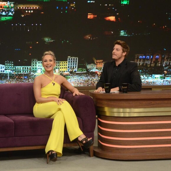 Claudia Leitte falou sobre rotina em Los Angeles com a família no 'Programa do Porchat'