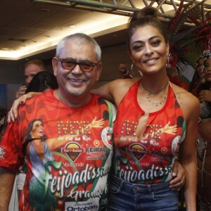 Juliana Paes foi convidada pelo presidente da escola de Duque de Caxias, Jayder Soares