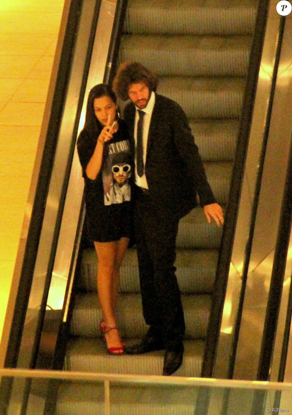 Mayla Foi Clicada Ao Lado Do Empresario Diego Aguiar No Shopping Vilage Mall No Rio De Janeiro Na Noite Desta Segunda Feira 6 De Marco De 17 Purepeople