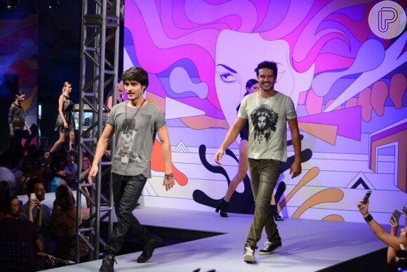 Guilherme Leicam e Fernando Rodrigues desfilaram no Mega Polo Moda na tarde desta terça-feira, 18 de fevereiro de 2014