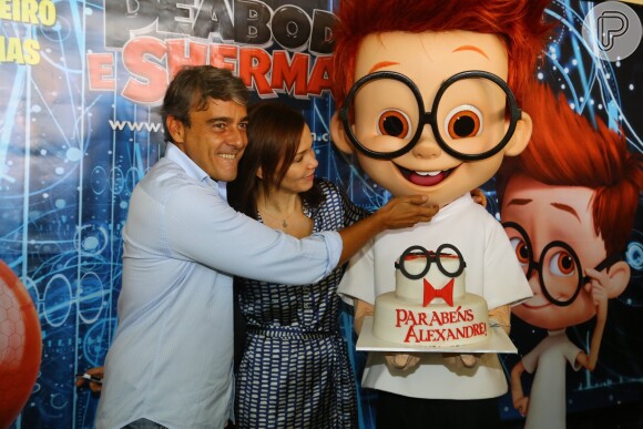Alexandre Borges comemora aniversário ao lado de Julia Lemmertz o Rio de Janeiro em pré-estreia de filme de animação