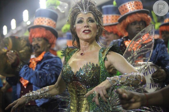 Christiane Torloni é a madrinha de bateria da Grande Rio. A escola desfilou no domingo, 2 de março de 2014, na Sapucaí