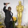 O diretor Steve McQueen, de '12 Anos de Escravidão', é o primeiro negro a dirigir uma produção vencedora da categoria principal do Oscar