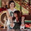 Clara (Giovanna Antonelli) e Marina (Tainá Müller) se dão bem e estão trabalhando juntas, na novela 'Em Família'