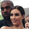 Kim Kardashian e Kanye West são capa da 'Vogue'