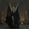 Shakira vira uma noiva em fuga em seu novo videoclipe, 'Empire'