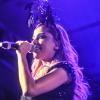 Anitta cantou loira durante o Carnaval