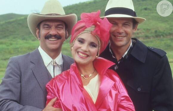Ao lado de Regina duarte e Lima Duarte, José wilker protagonizou um grande sucesso da teledramaturgia brasileira: 'Roque Santeiro'