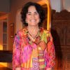 Regina Duarte foi a coletiva de imprensa da novela 'Sete Vidas' com look solar, em fevereiro de 2015: 'A blusa fui eu quem fiz e a calça é do meu pijama'