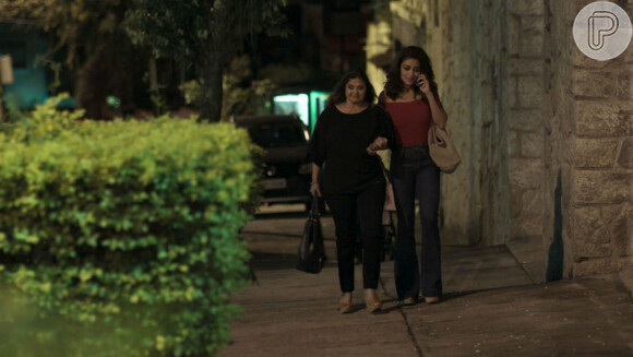 Bibi (Juliana Paes) apanhará da mãe, Aurora (Elizângela), após ser presa na novela 'A Força do Querer'