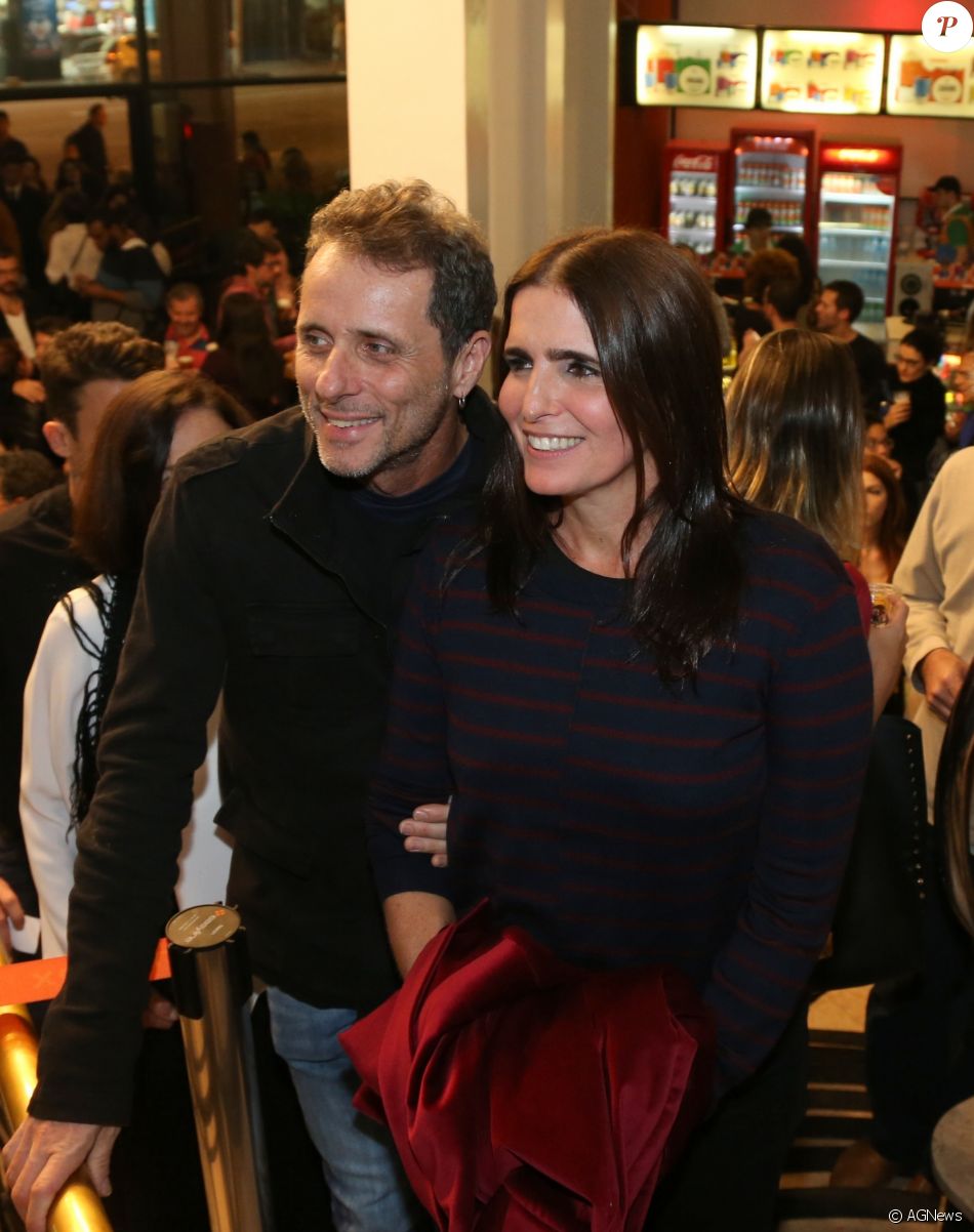 Malu Mader, o marido e mais famosos marcam presença na préestreia do filme Nossos Pais Malu Mader, o marido e mais famosos marcam presença na préestreia do filme Nossos Pais