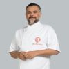 Francisco Pinheiro é um dos cozinheiros mais experientes desta edição do 'Masterchef Profissionais'. Iniciou na gastronomia como confeiteiro em uma padaria quando tinha 16 anos e, aos 21, já estava no cargo de chef de cozinha