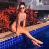 Paula Fernandes mostrou a barriga definida em foto publicada no Instagram