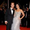 Camila Alves, mulher de Matthew McConaughey, veste Marchesa no Festival de Cannes 2012