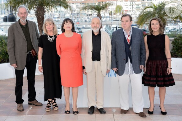 Dick Pope, Marion Bailey, Mike Leigh, Timothy Spall, Dorothy Atkinson participam do photocall do 'Mr. Turner' no Festival de Cannes 2014