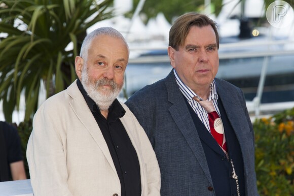 Mike Leigh, diretor de 'Mr. Turner', e Timothy Spall divulgam o filme no Festival de Cannes 2014