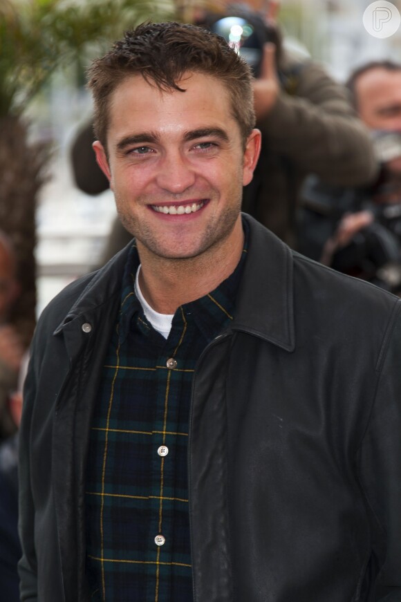 Robert Pattinson divulga o filme 'Maps to the Stars' no Festival de Cannes 2014, em 19 de maio de 2014