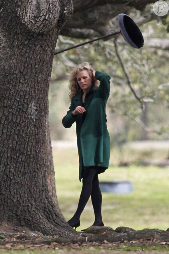 Kim Basinger roda filme em Nova Orleans, EUA, em 28 de janeiro de 2013