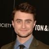 Atualmente, Daniel Radcliffe está sóbrio e fica recluso, lendo, a maior parte do tempo